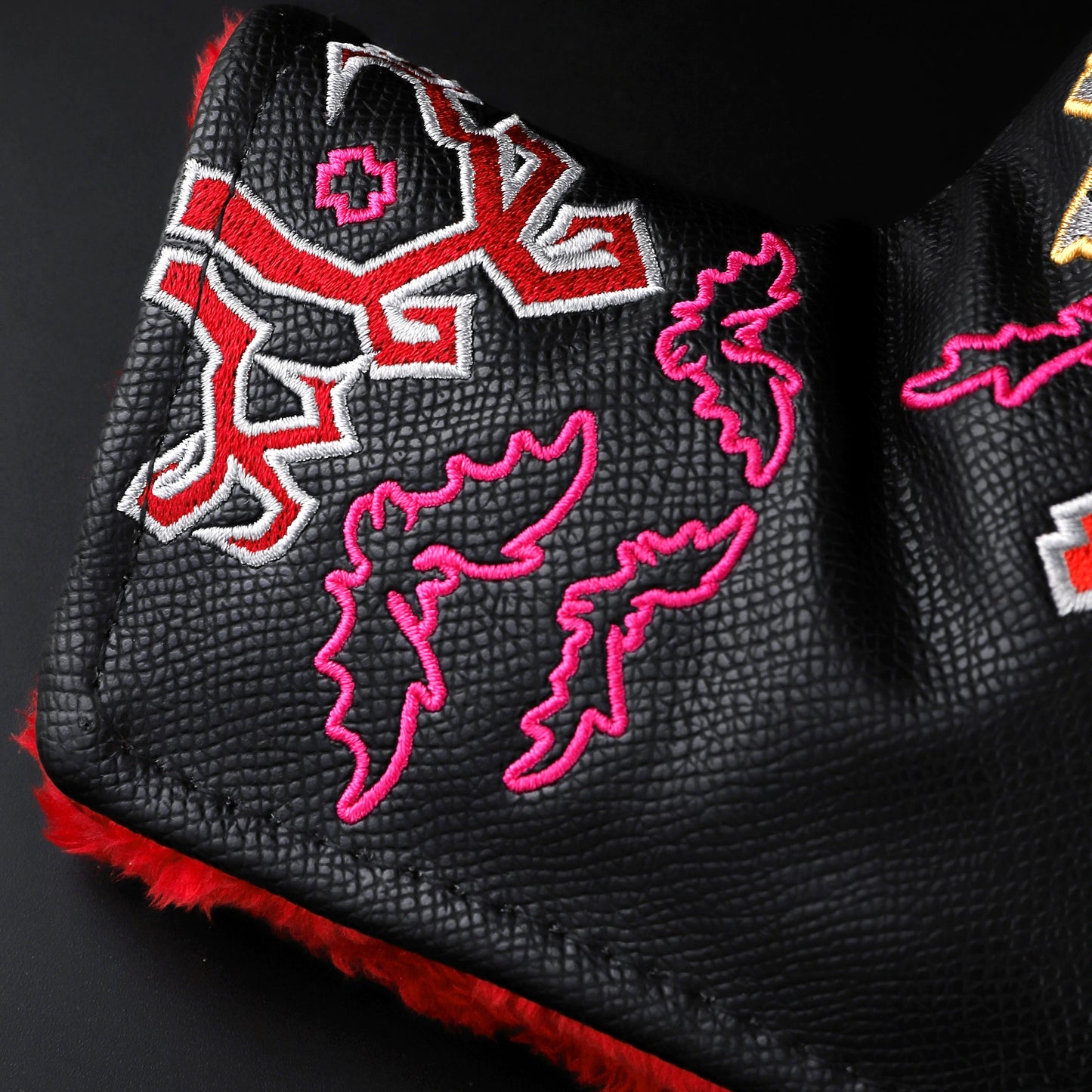 #23 Blood Moon - Blade Putter Headcover