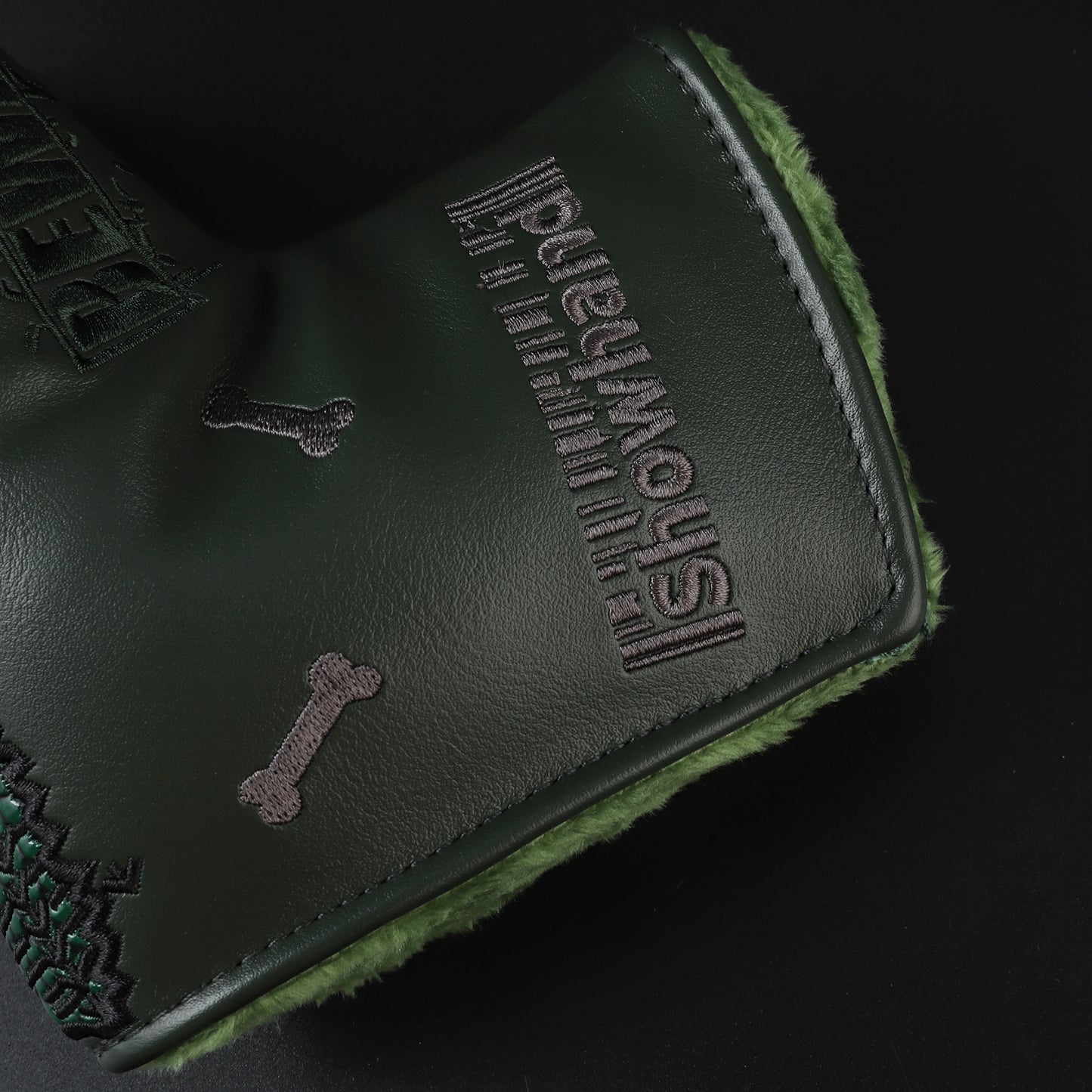Mud Crocodile -Blade Putter Headcover