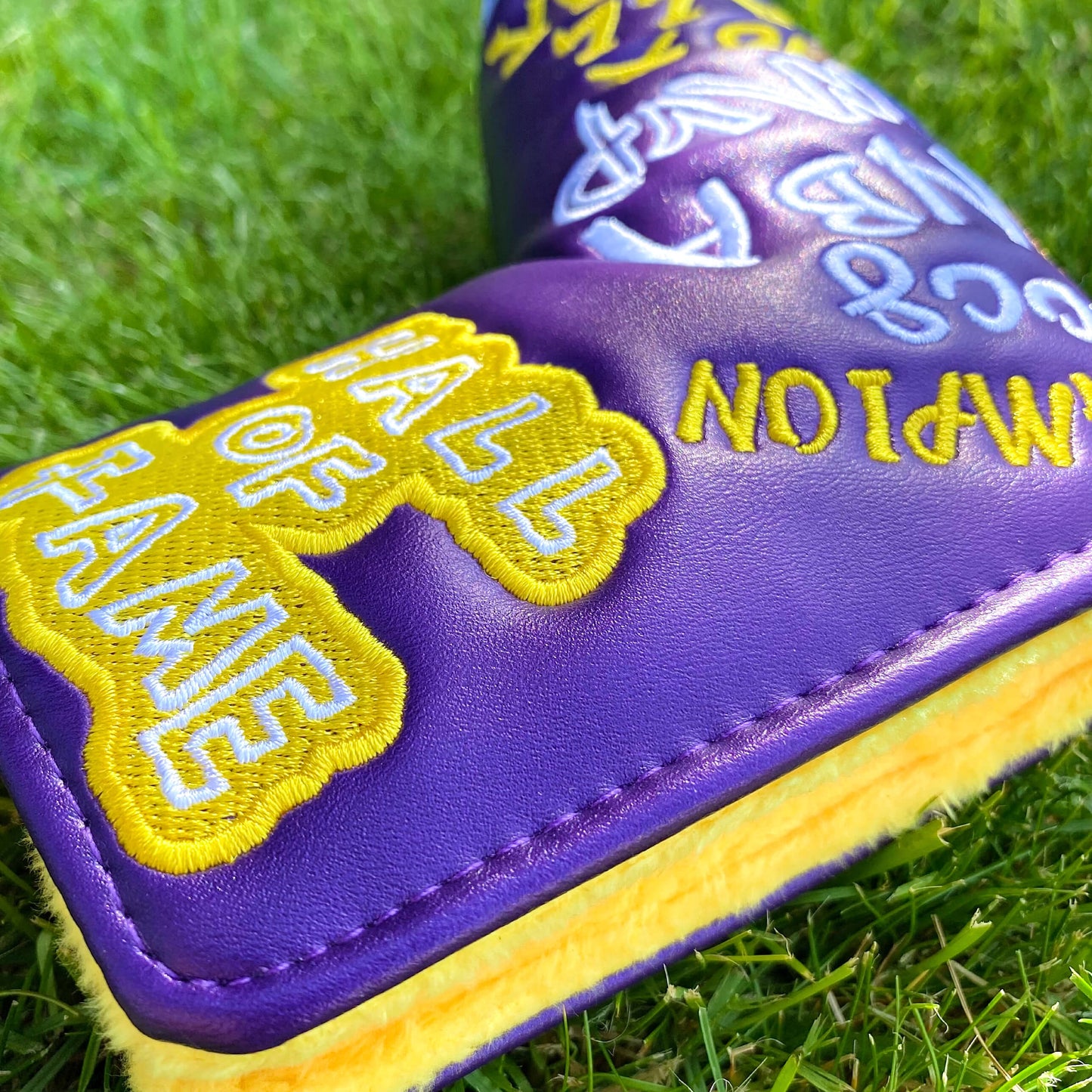 KOBE BRYANT HALL OF FAME PUTTER HEADCOVER